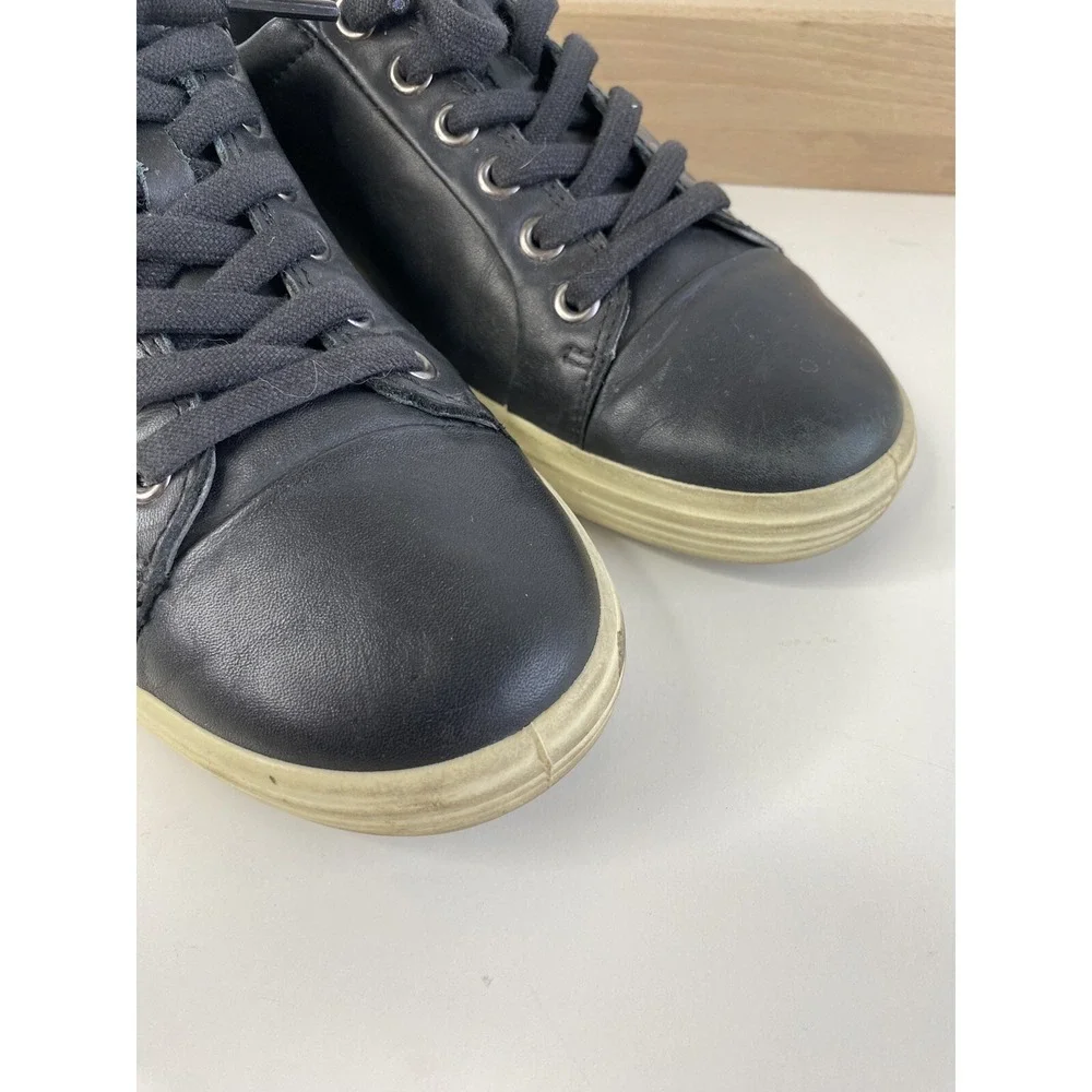 Ecco Soft 7‎ Shoes Women's 38 / 7 Black Leather Comfort Cap Toe Low Top Sneakers